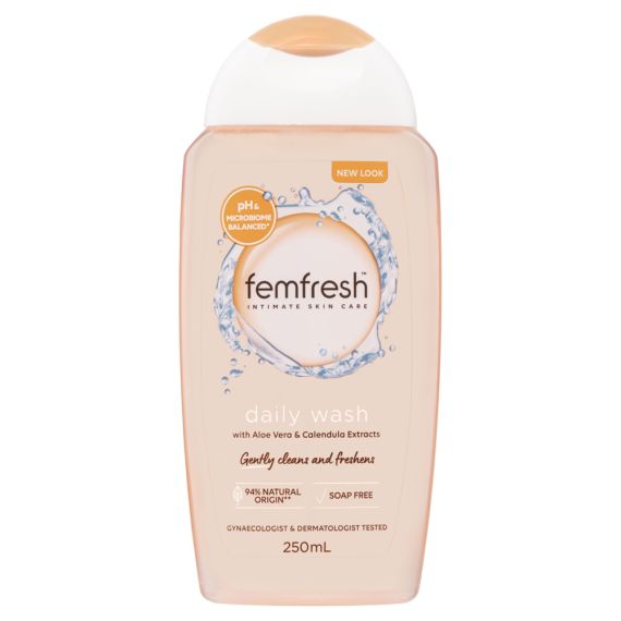 Femfresh - Daily Intimate Wash - with Soothing Aloe Vera - pH-Balanced -  250ml